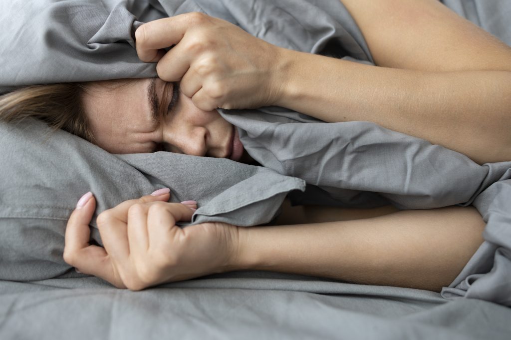 anxiété-ménopause-irritabilité-chaleur-poids-hormones